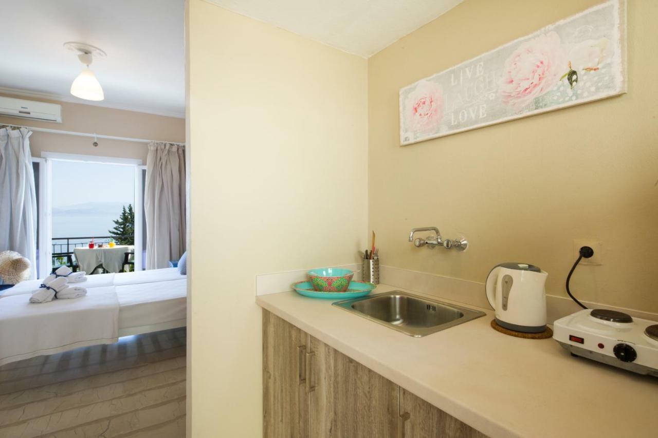 Casa Dei Venti - Sea View Apartments - 100M From The Beach Бенитсес Экстерьер фото