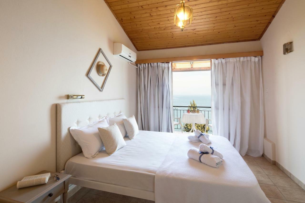 Casa Dei Venti - Sea View Apartments - 100M From The Beach Бенитсес Экстерьер фото